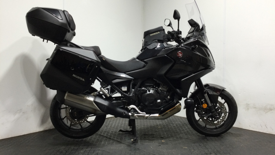 (23MY) Honda NT1100 Manual